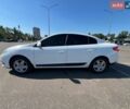 Білий Рено Флюенс, об'ємом двигуна 1.6 л та пробігом 132 тис. км за 8500 $, фото 12 на Automoto.ua