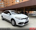 Белый Рено Флюенс, объемом двигателя 1.6 л и пробегом 260 тыс. км за 7500 $, фото 1 на Automoto.ua