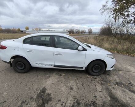 Рено Флюенс 2015 в Каменке на Automoto.ua Белый Рено Флюенс, объемом двигателя 1.5 л и пробегом 286 тыс. км за 4500 $, фото 4 на Automoto.ua