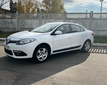 Рено Флюенс 2015 в Буче на Automoto.ua Белый Рено Флюенс, объемом двигателя 1.6 л и пробегом 215 тыс. км за 7500 $, фото 1 на Automoto.ua