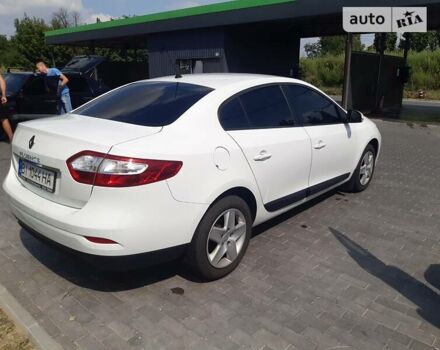 Белый Рено Флюенс, объемом двигателя 1.6 л и пробегом 176 тыс. км за 8300 $, фото 6 на Automoto.ua