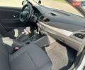 Белый Рено Флюенс, объемом двигателя 1.6 л и пробегом 152 тыс. км за 5300 $, фото 16 на Automoto.ua