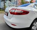 Білий Рено Флюенс, об'ємом двигуна 1.46 л та пробігом 257 тис. км за 5990 $, фото 21 на Automoto.ua