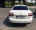 Белый Рено Флюенс, объемом двигателя 1.6 л и пробегом 176 тыс. км за 8300 $, фото 5 на Automoto.ua