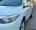 Белый Рено Флюенс, объемом двигателя 1.6 л и пробегом 215 тыс. км за 7200 $, фото 2 на Automoto.ua