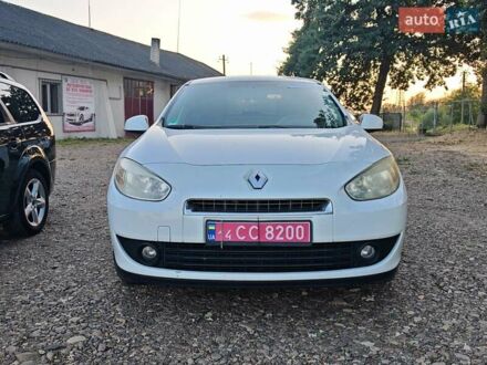 Рено Флюенс 2010 у Чернівцях на Automoto.ua Білий Рено Флюенс, об'ємом двигуна 1.6 л та пробігом 242 тис. км за 6100 $, фото 1 на Automoto.ua