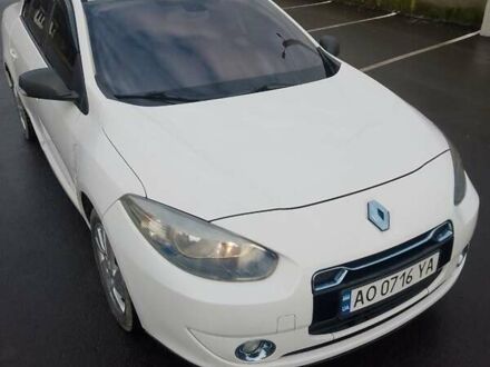 Белый Рено Флюенс, объемом двигателя 0 л и пробегом 80 тыс. км за 6800 $, фото 1 на Automoto.ua