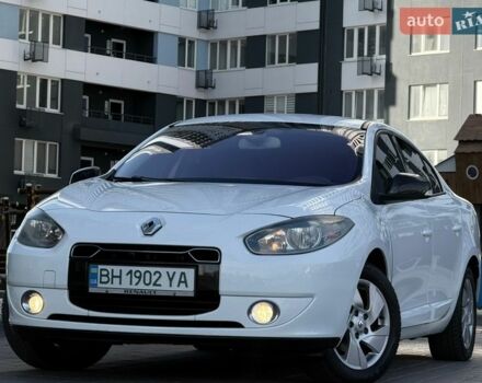 Білий Рено Флюенс, об'ємом двигуна 0 л та пробігом 151 тис. км за 5999 $, фото 1 на Automoto.ua