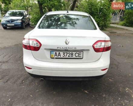 Білий Рено Флюенс, об'ємом двигуна 2 л та пробігом 148 тис. км за 7700 $, фото 1 на Automoto.ua