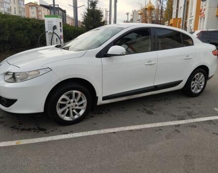 Белый Рено Флюенс, объемом двигателя 0 л и пробегом 167 тыс. км за 6500 $, фото 1 на Automoto.ua