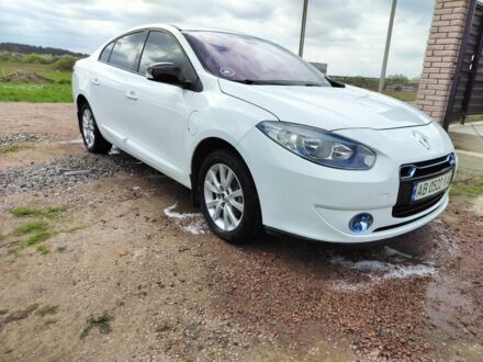 Білий Рено Флюенс, об'ємом двигуна 0 л та пробігом 110 тис. км за 9300 $, фото 1 на Automoto.ua