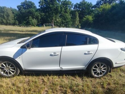 Білий Рено Флюенс, об'ємом двигуна 0 л та пробігом 90 тис. км за 8500 $, фото 1 на Automoto.ua