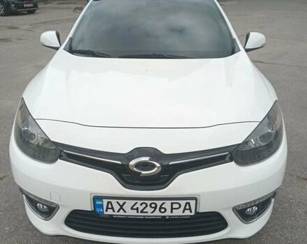 Білий Рено Флюенс, об'ємом двигуна 1.6 л та пробігом 152 тис. км за 8700 $, фото 1 на Automoto.ua
