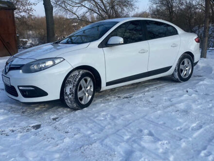 Білий Рено Флюенс, об'ємом двигуна 1.6 л та пробігом 223 тис. км за 7400 $, фото 1 на Automoto.ua