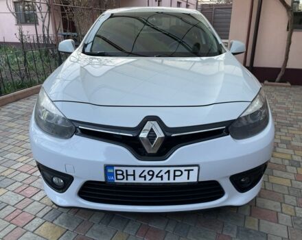 Белый Рено Флюенс, объемом двигателя 1.5 л и пробегом 195 тыс. км за 8900 $, фото 1 на Automoto.ua