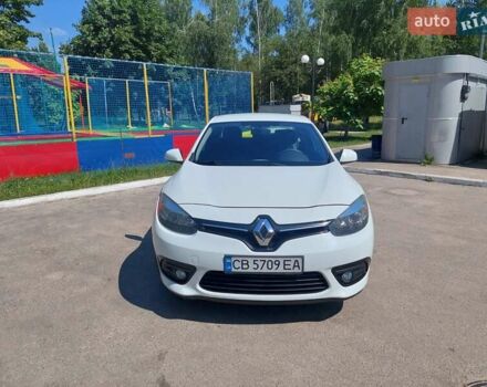 Білий Рено Флюенс, об'ємом двигуна 1.6 л та пробігом 102 тис. км за 8000 $, фото 1 на Automoto.ua