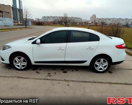 Белый Рено Флюенс, объемом двигателя 1.5 л и пробегом 200 тыс. км за 7999 $, фото 1 на Automoto.ua