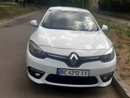 Рено Флюенс 2015 у Львові на Automoto.ua Білий Рено Флюенс, об'ємом двигуна 1.6 л та пробігом 111 тис. км за 9500 $, фото 1 на Automoto.ua