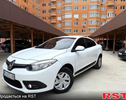 Белый Рено Флюенс, объемом двигателя 1.6 л и пробегом 260 тыс. км за 7500 $, фото 1 на Automoto.ua