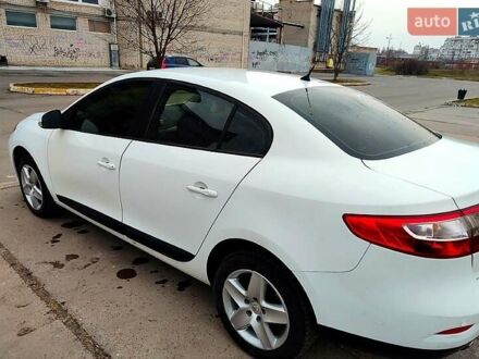 Білий Рено Флюенс, об'ємом двигуна 1.5 л та пробігом 200 тис. км за 7999 $, фото 1 на Automoto.ua