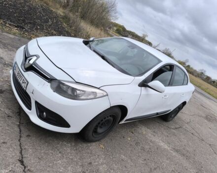 Рено Флюенс 2015 в Каменке на Automoto.ua Белый Рено Флюенс, объемом двигателя 1.5 л и пробегом 286 тыс. км за 4500 $, фото 1 на Automoto.ua