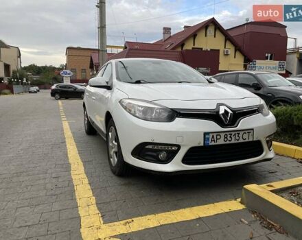 Білий Рено Флюенс, об'ємом двигуна 1.46 л та пробігом 115 тис. км за 7300 $, фото 1 на Automoto.ua