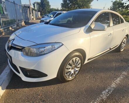 Белый Рено Флюенс, объемом двигателя 1.5 л и пробегом 155 тыс. км за 9600 $, фото 1 на Automoto.ua