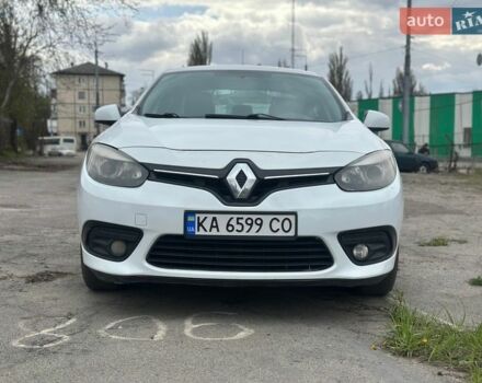 Белый Рено Флюенс, объемом двигателя 1.6 л и пробегом 430 тыс. км за 4200 $, фото 1 на Automoto.ua
