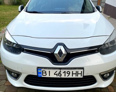 Белый Рено Флюенс, объемом двигателя 1.5 л и пробегом 150 тыс. км за 9000 $, фото 1 на Automoto.ua