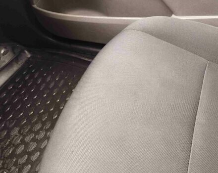 Бежевый Рено Флюенс, объемом двигателя 1.6 л и пробегом 213 тыс. км за 5300 $, фото 5 на Automoto.ua