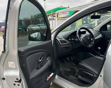 Бежевий Рено Флюенс, об'ємом двигуна 1.5 л та пробігом 195 тис. км за 5800 $, фото 16 на Automoto.ua