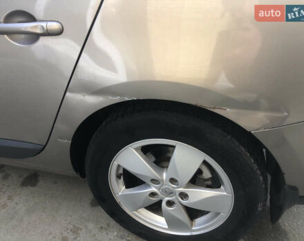 Бежевый Рено Флюенс, объемом двигателя 1.6 л и пробегом 295 тыс. км за 5150 $, фото 7 на Automoto.ua