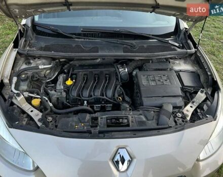 Бежевий Рено Флюенс, об'ємом двигуна 1.6 л та пробігом 214 тис. км за 5600 $, фото 9 на Automoto.ua