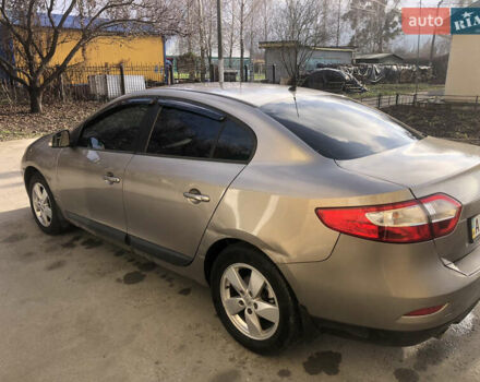 Бежевый Рено Флюенс, объемом двигателя 1.6 л и пробегом 295 тыс. км за 5150 $, фото 2 на Automoto.ua