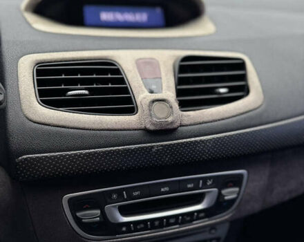 Бежевый Рено Флюенс, объемом двигателя 1.6 л и пробегом 192 тыс. км за 6200 $, фото 10 на Automoto.ua