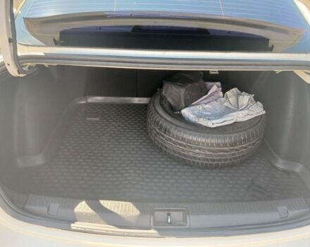 Рено Флюенс 2013 у Дніпро (Дніпропетровську) на Automoto.ua Бежевий Рено Флюенс, об'ємом двигуна 2 л та пробігом 125 тис. км за 8000 $, фото 6 на Automoto.ua