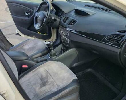 Бежевый Рено Флюенс, объемом двигателя 2 л и пробегом 229 тыс. км за 8000 $, фото 20 на Automoto.ua