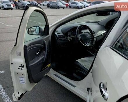 Бежевый Рено Флюенс, объемом двигателя 2 л и пробегом 229 тыс. км за 8000 $, фото 10 на Automoto.ua