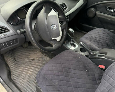 Бежевый Рено Флюенс, объемом двигателя 1.46 л и пробегом 220 тыс. км за 3200 $, фото 6 на Automoto.ua