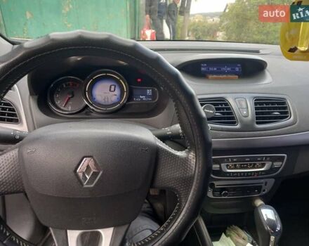 Бежевый Рено Флюенс, объемом двигателя 1.6 л и пробегом 275 тыс. км за 8000 $, фото 13 на Automoto.ua
