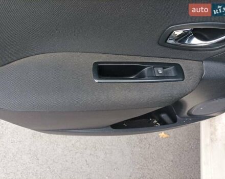 Бежевый Рено Флюенс, объемом двигателя 1.46 л и пробегом 226 тыс. км за 8300 $, фото 10 на Automoto.ua