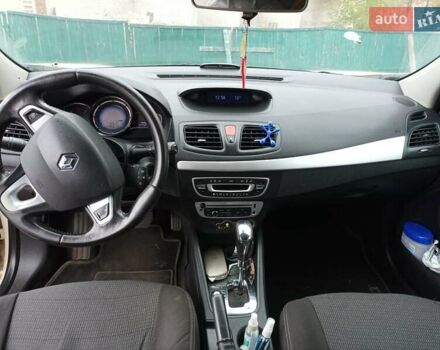 Бежевый Рено Флюенс, объемом двигателя 1.46 л и пробегом 226 тыс. км за 8300 $, фото 12 на Automoto.ua