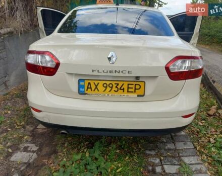Бежевый Рено Флюенс, объемом двигателя 1.6 л и пробегом 275 тыс. км за 8000 $, фото 10 на Automoto.ua