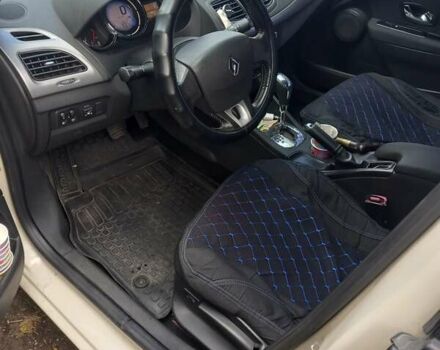 Бежевый Рено Флюенс, объемом двигателя 1.6 л и пробегом 275 тыс. км за 8000 $, фото 12 на Automoto.ua