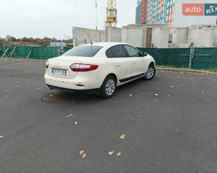 Бежевый Рено Флюенс, объемом двигателя 1.46 л и пробегом 226 тыс. км за 8300 $, фото 4 на Automoto.ua