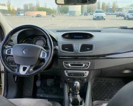 Бежевый Рено Флюенс, объемом двигателя 2 л и пробегом 229 тыс. км за 8000 $, фото 15 на Automoto.ua