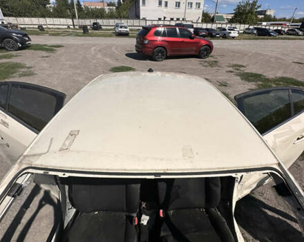 Бежевый Рено Флюенс, объемом двигателя 1.6 л и пробегом 130 тыс. км за 1500 $, фото 16 на Automoto.ua
