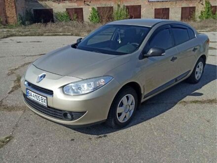 Рено Флюенс 2010 у Кропивницькому (Кіровограді) на Automoto.ua Бежевий Рено Флюенс, об'ємом двигуна 1.6 л та пробігом 190 тис. км за 7500 $, фото 1 на Automoto.ua