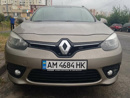 Рено Флюенс 2013 у Києві на Automoto.ua Бежевий Рено Флюенс, об'ємом двигуна 1.46 л та пробігом 210 тис. км за 6300 $, фото 1 на Automoto.ua