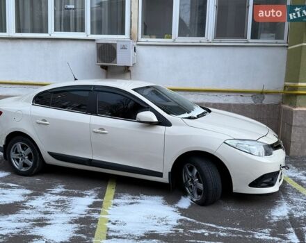 Бежевый Рено Флюенс, объемом двигателя 1.5 л и пробегом 239 тыс. км за 4000 $, фото 1 на Automoto.ua